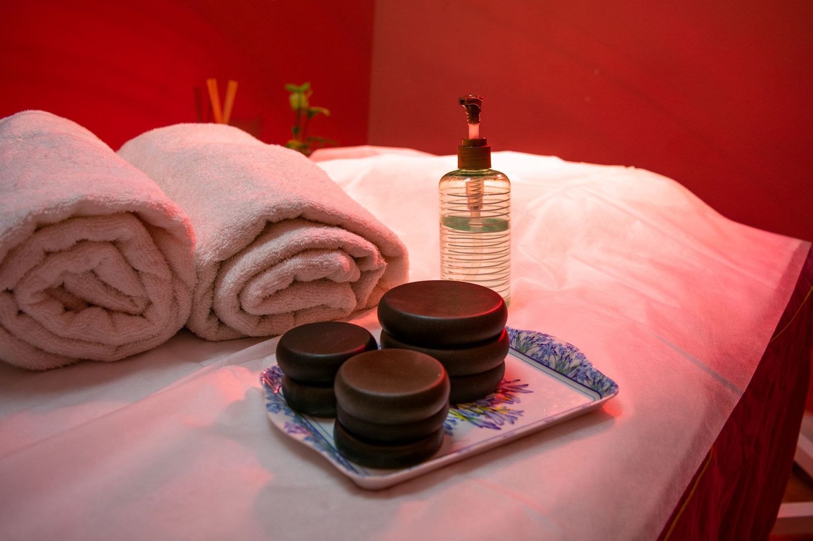 Best Full Body Massage Therapists in Enfield Bookwell