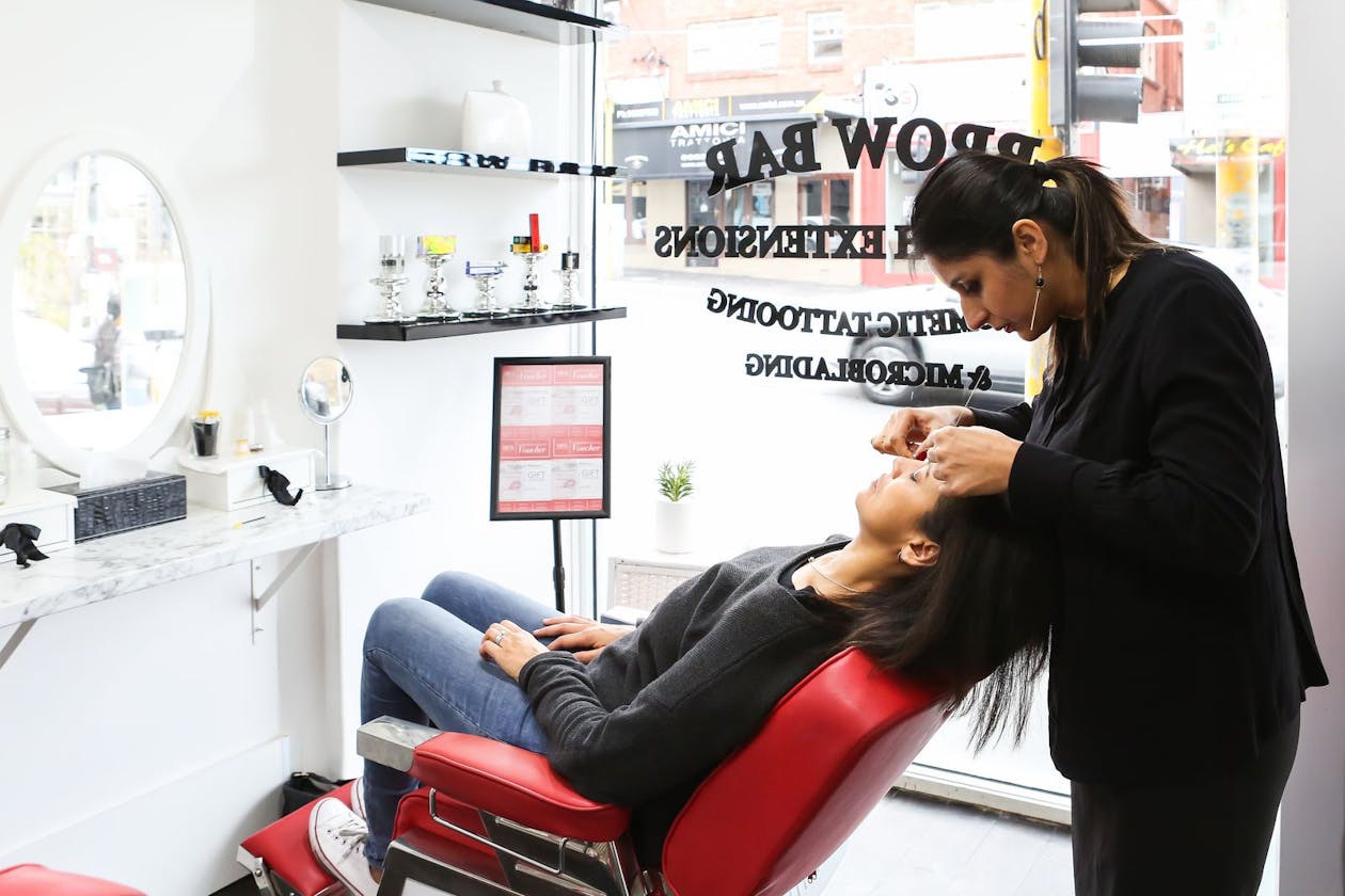 Simply Brows and Lashes - Camberwell image 8