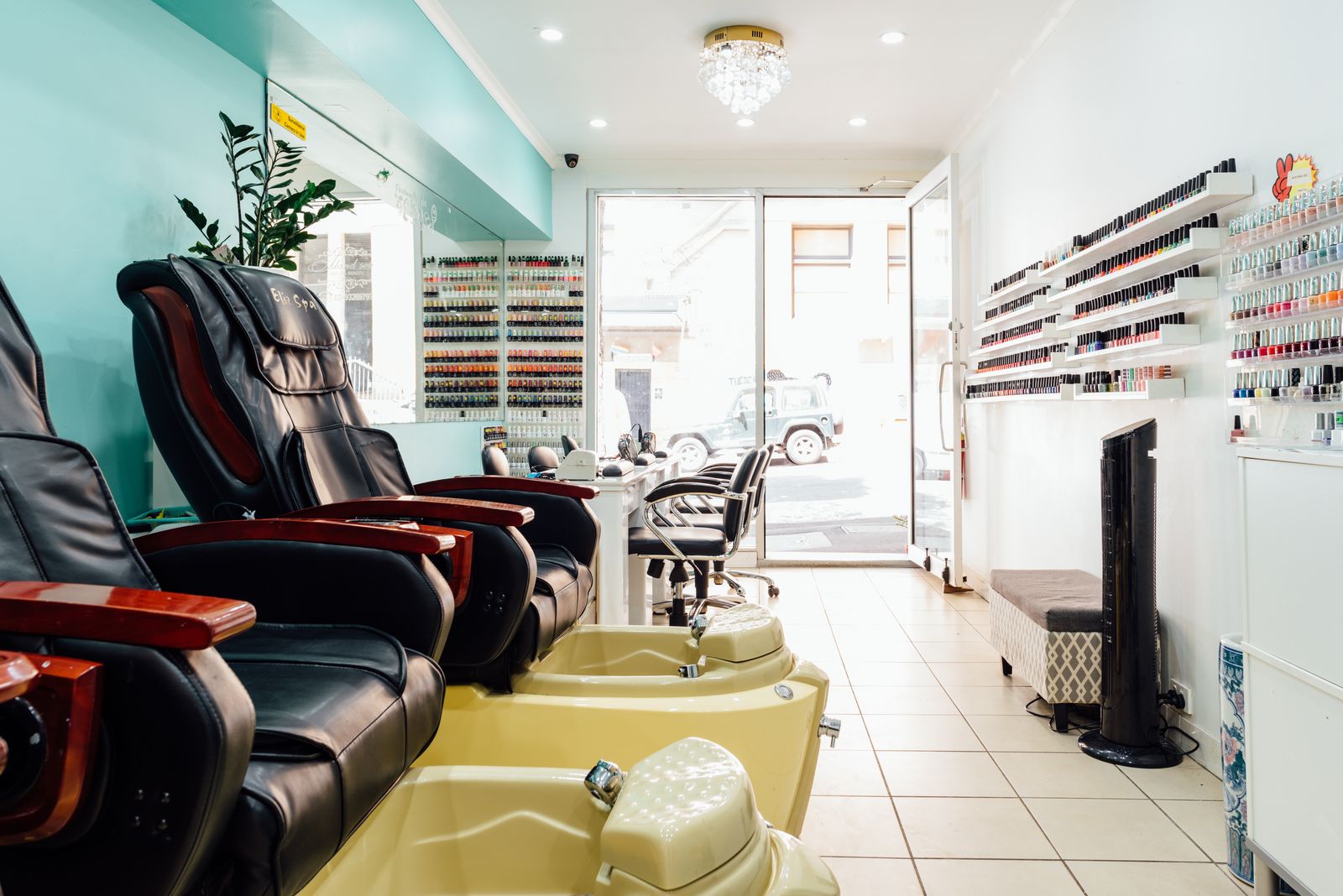 Island Sea Nails & Beauty image 9