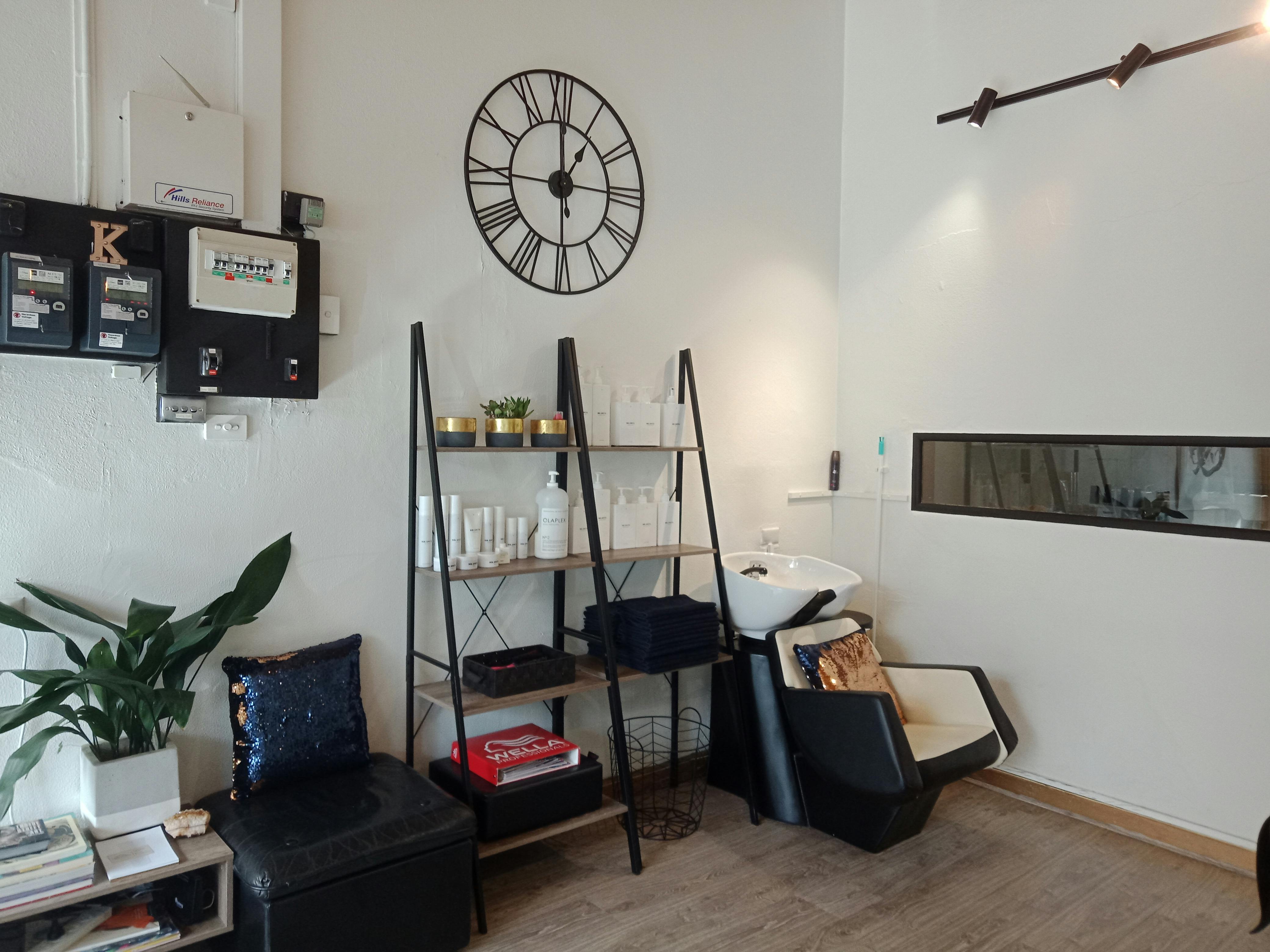 Kunci Hair Collingwood Haircut and Hairdressing Bookwell