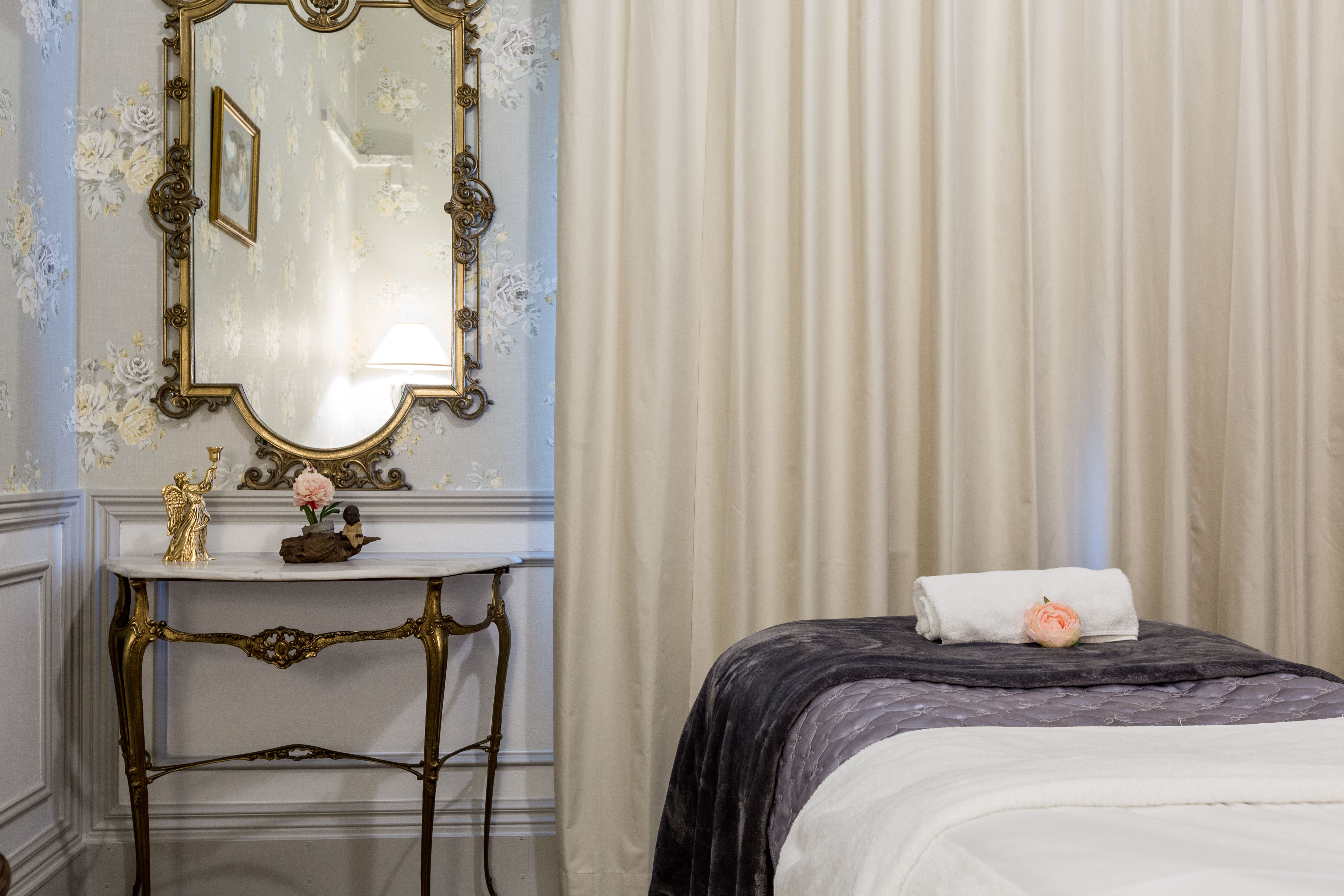 Serendipity Miss Beauty - Sir Stamford Hotel image 11