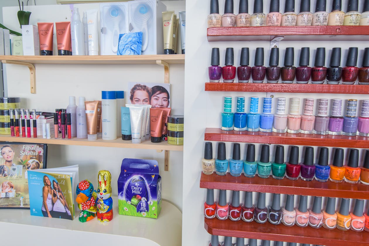 Taj Beauty Salon image 5