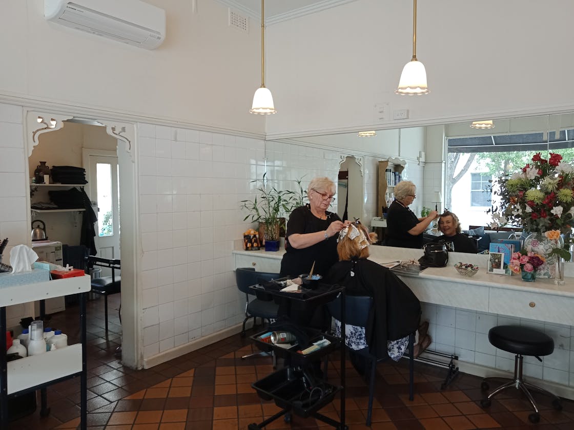 Domain Hairdressing Boutique image 4