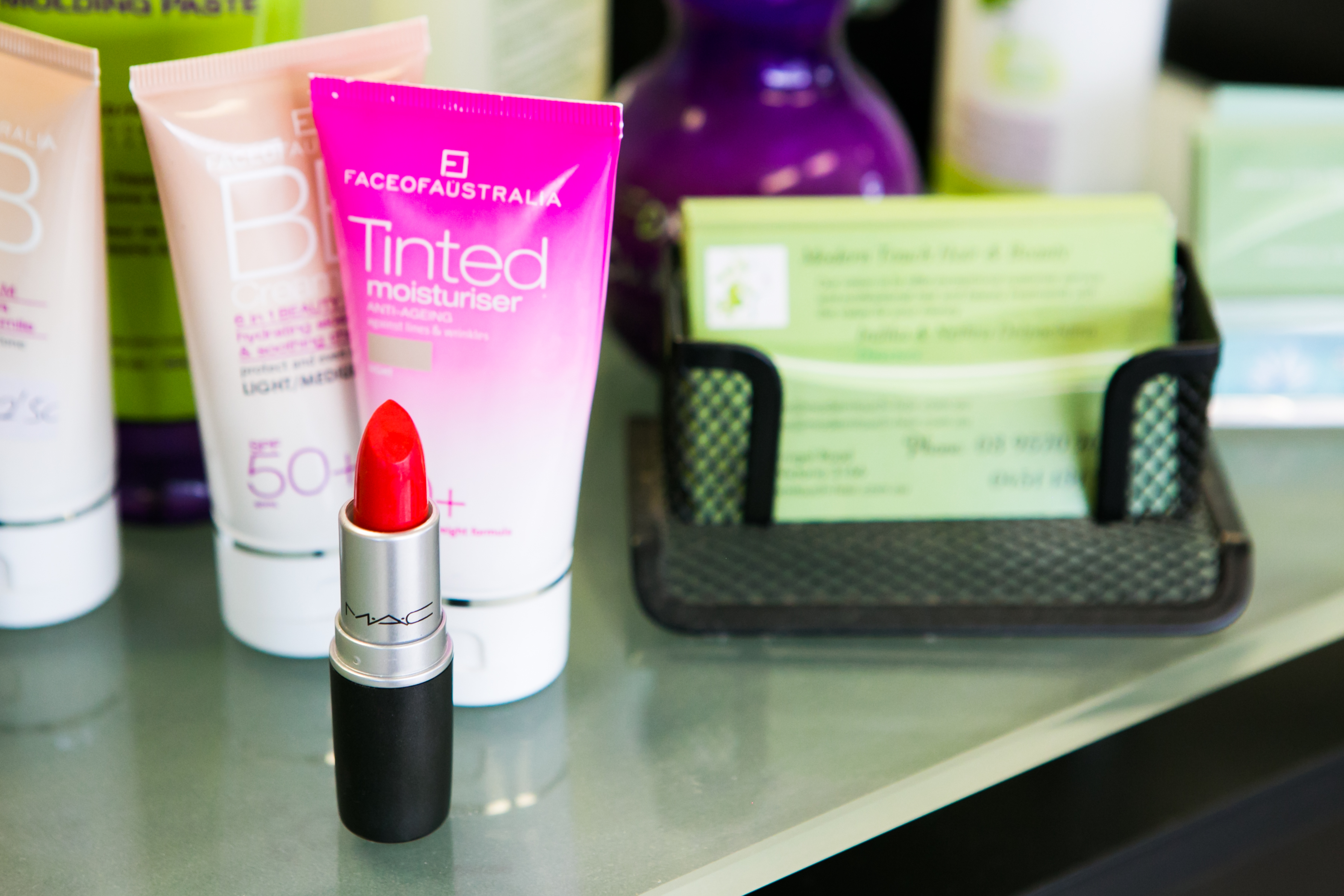 Modern Touch Hair & Beauty Oakleigh South Haircut and Hairdressing Hair Styling Bookwell