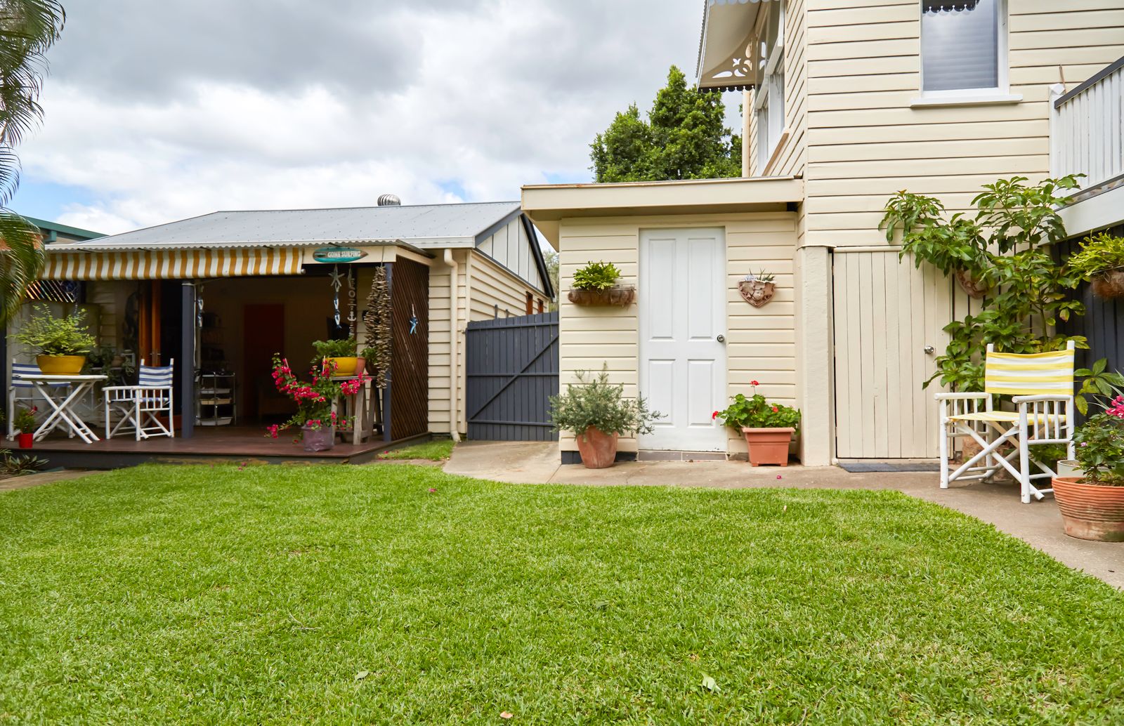 My Wife's Folly Hairdressing image 13