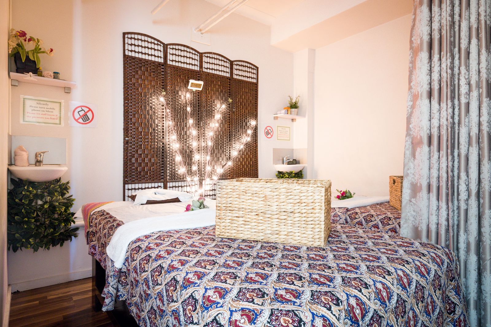 Swan Beauty Massage And Spa image 6