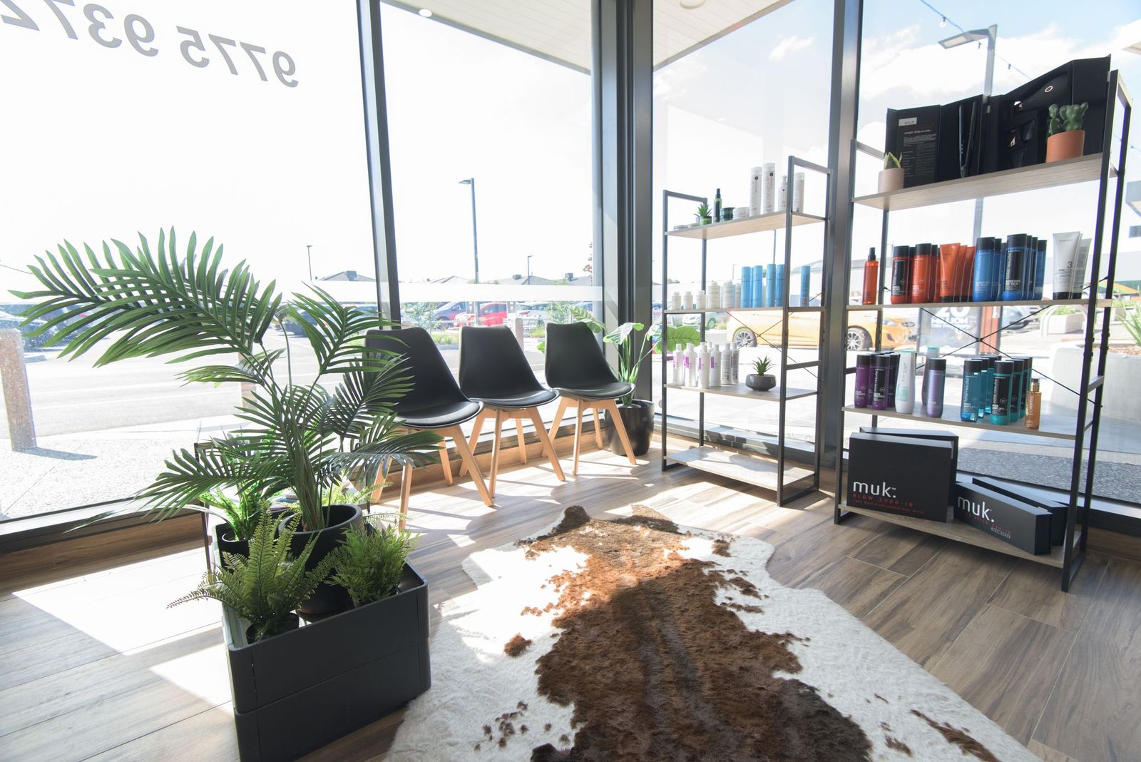 El and Co Hair Studio Cranbourne West Haircut and Hairdressing Bookwell