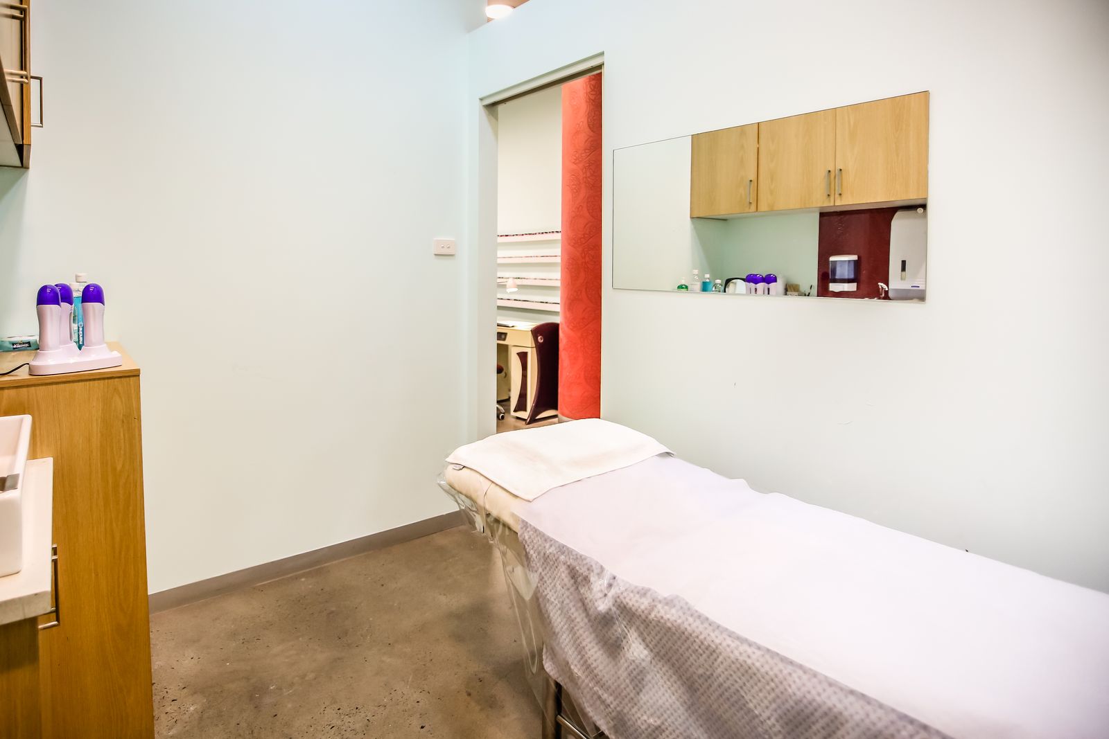 Fancy Nails Salon image 8