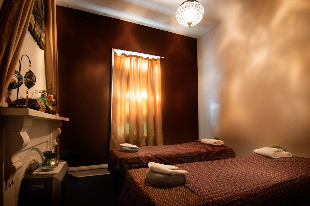 Royal Lotus Thai Massage image 4