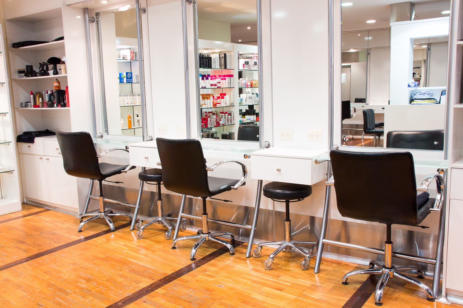 Wentworth Hair Melbourne CBD Haircut and Hairdressing Bookwell