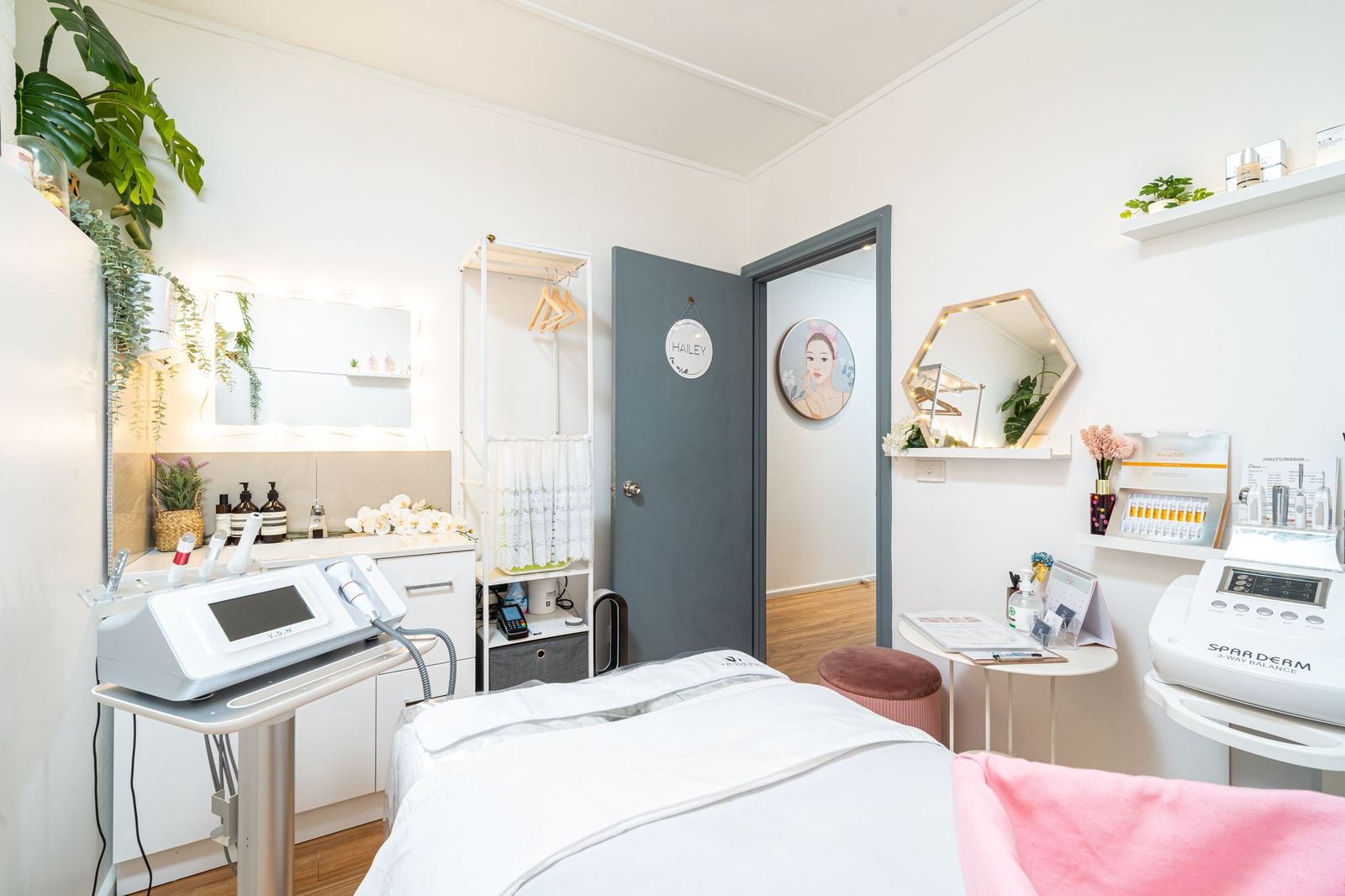 HAILEY BEAUTY & CO image 3