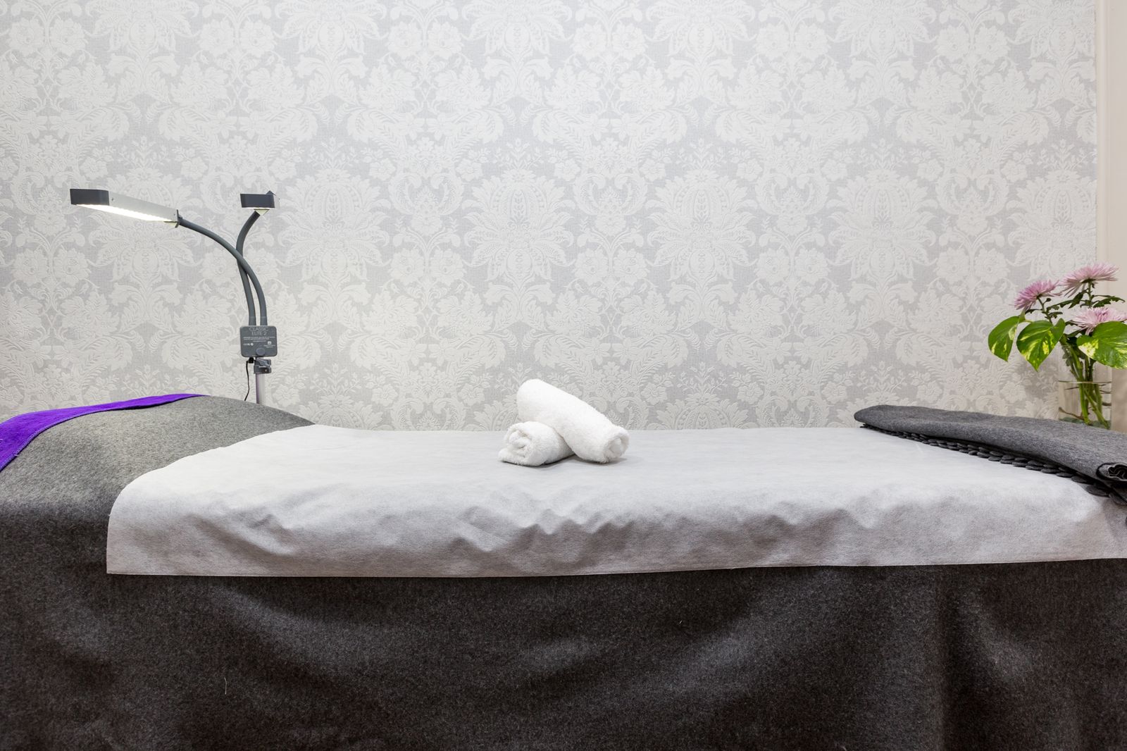 Island Sea Nails image 7