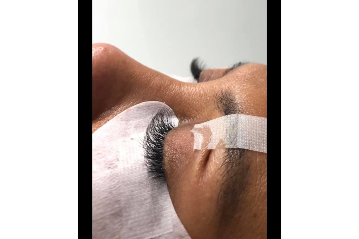 DB Brow Studio image 8