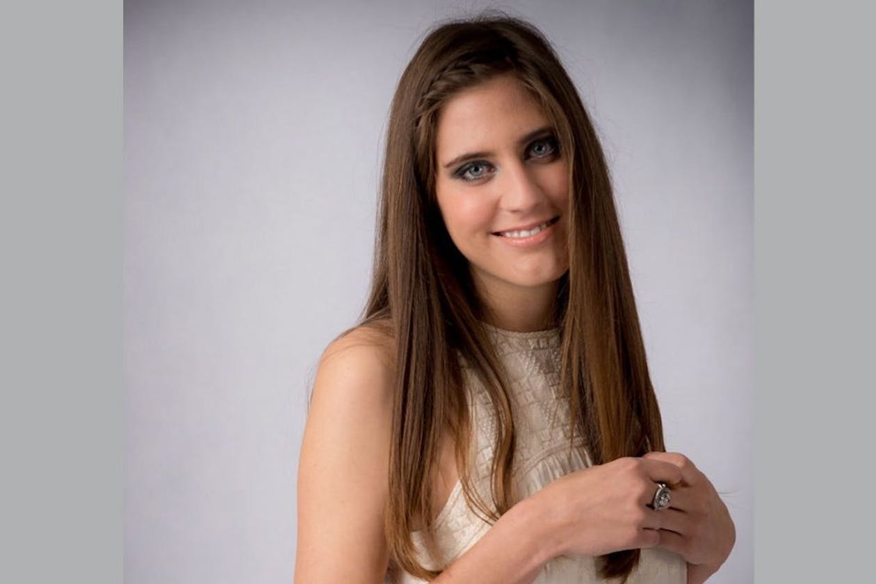 Living Glamour Makeup Studio image 11