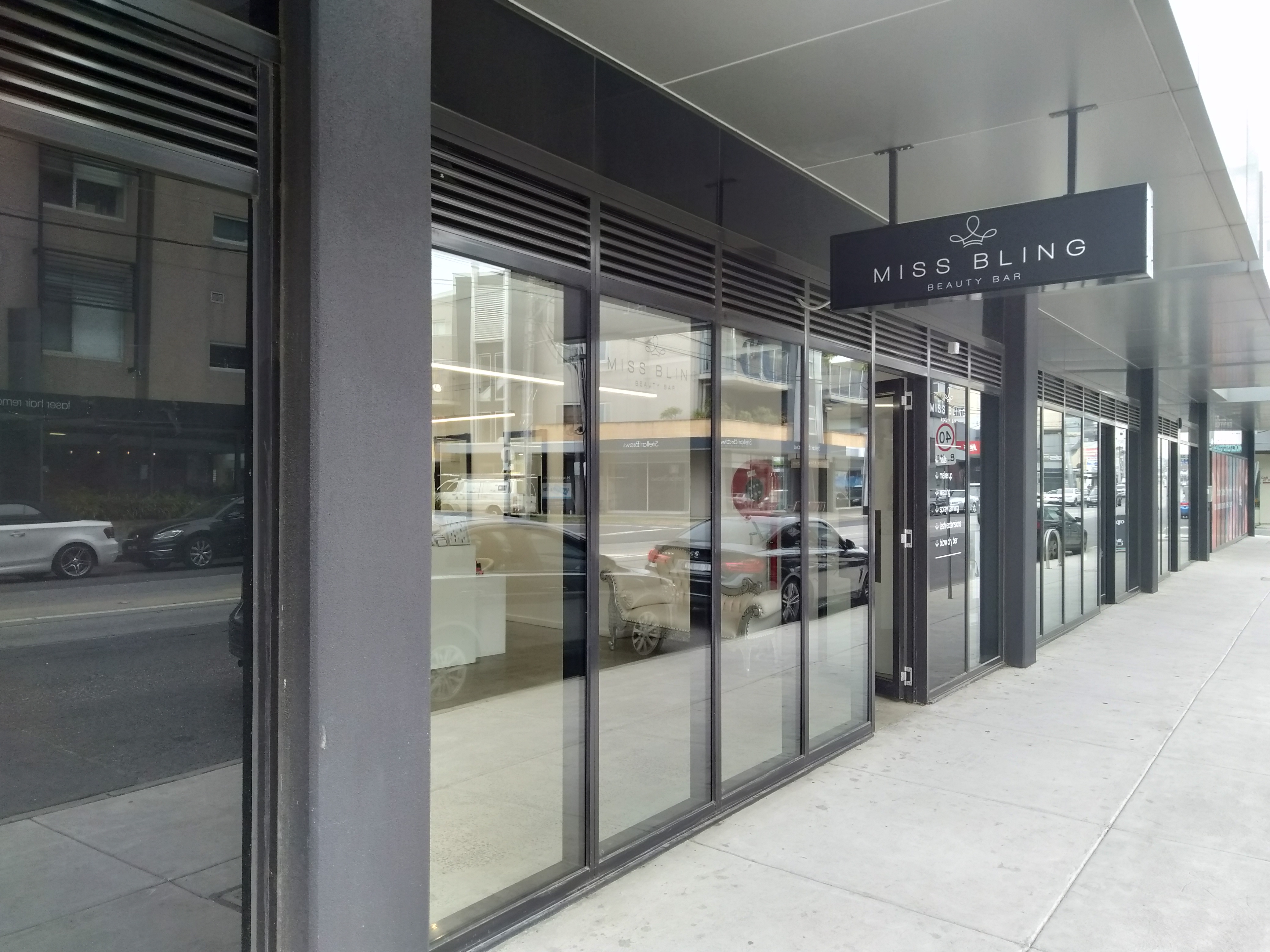 Miss Bling Beauty Bar image 2