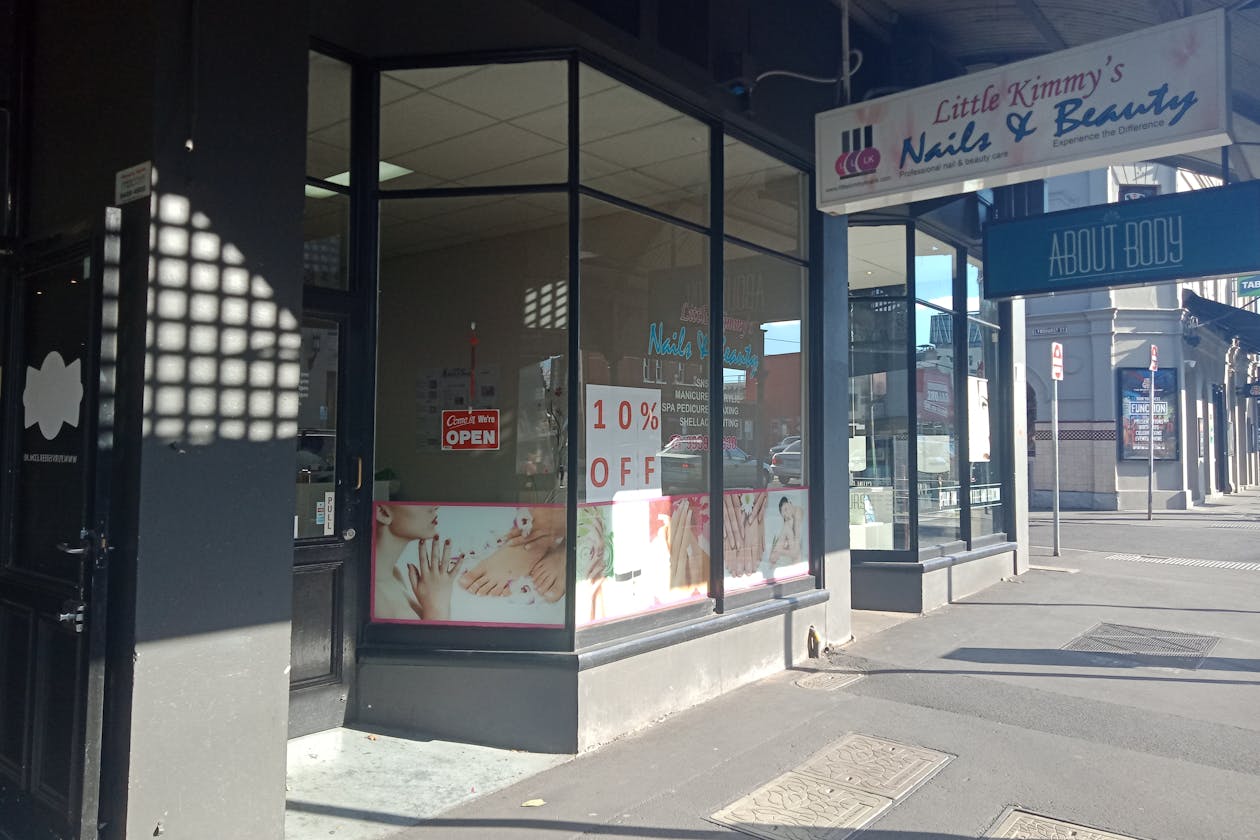 Little Kimmy's Nails & Beauty image 3