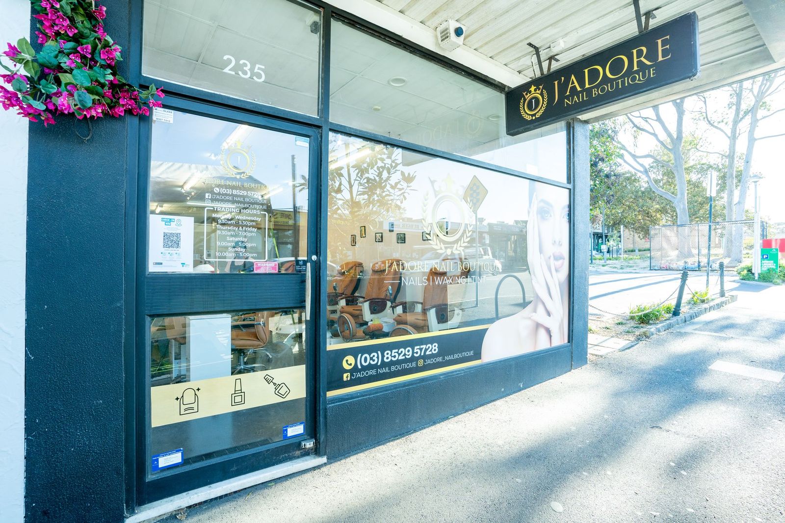 J'adore Nail Boutique image 16