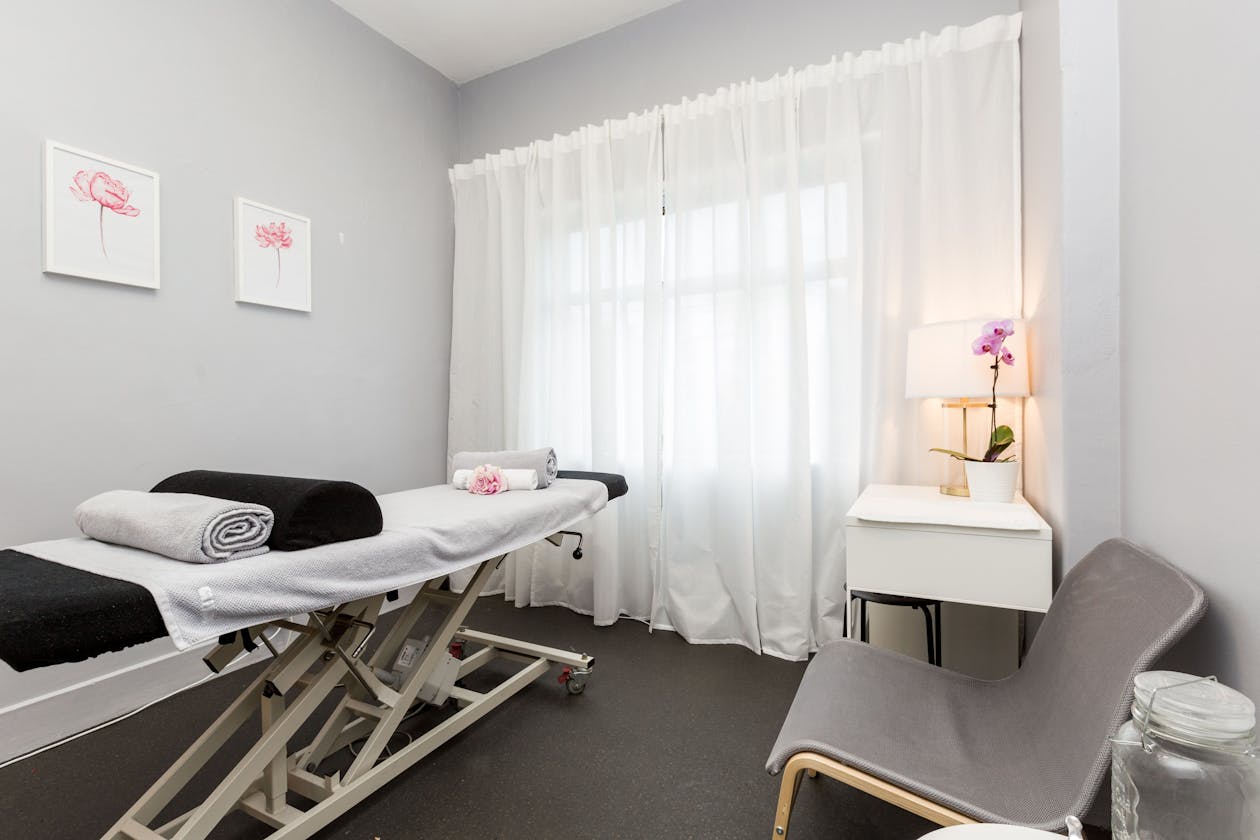 Best Massage Therapists In North Manly Bookwell