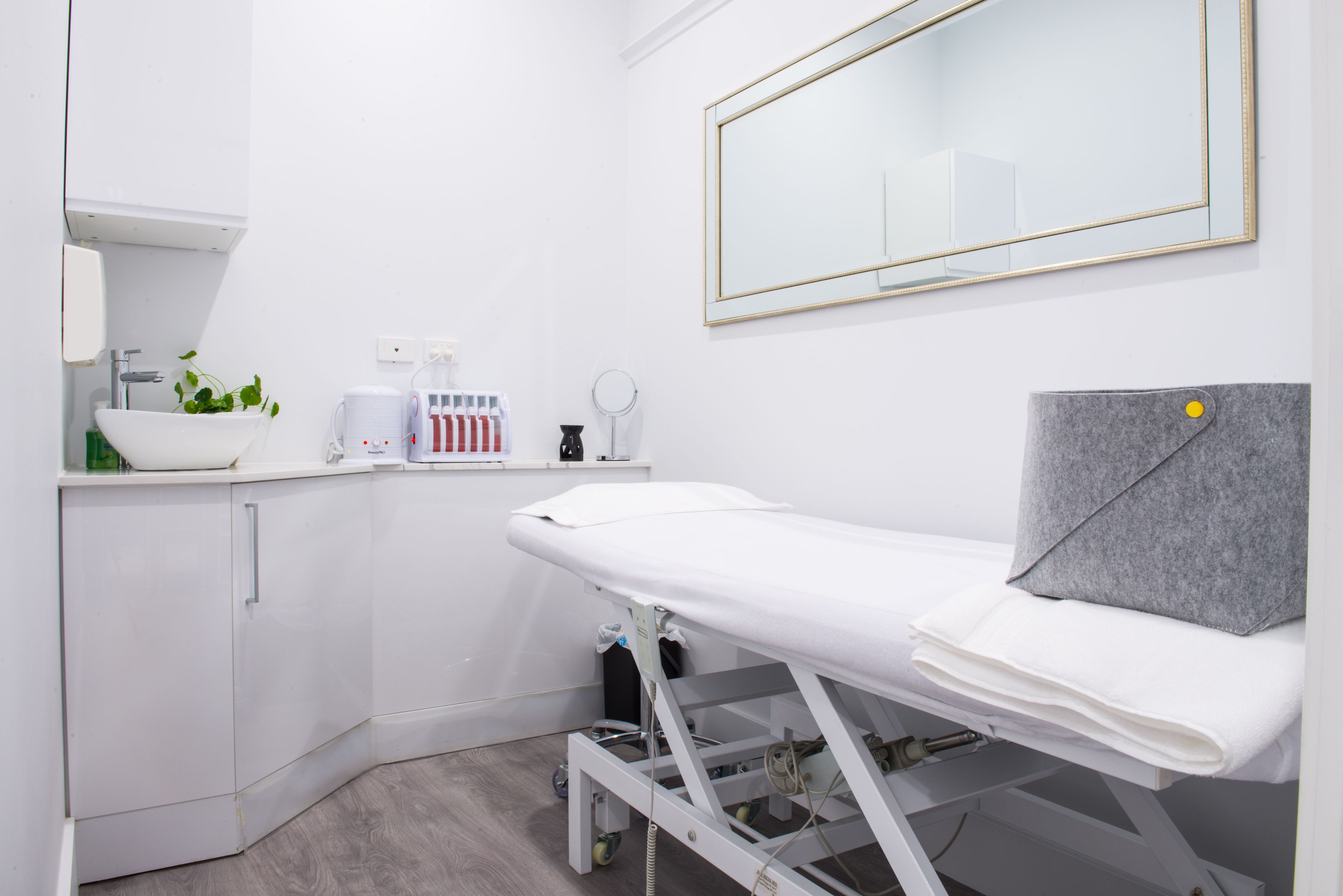 Artiste Cosmetic & Laser Clinic image 5