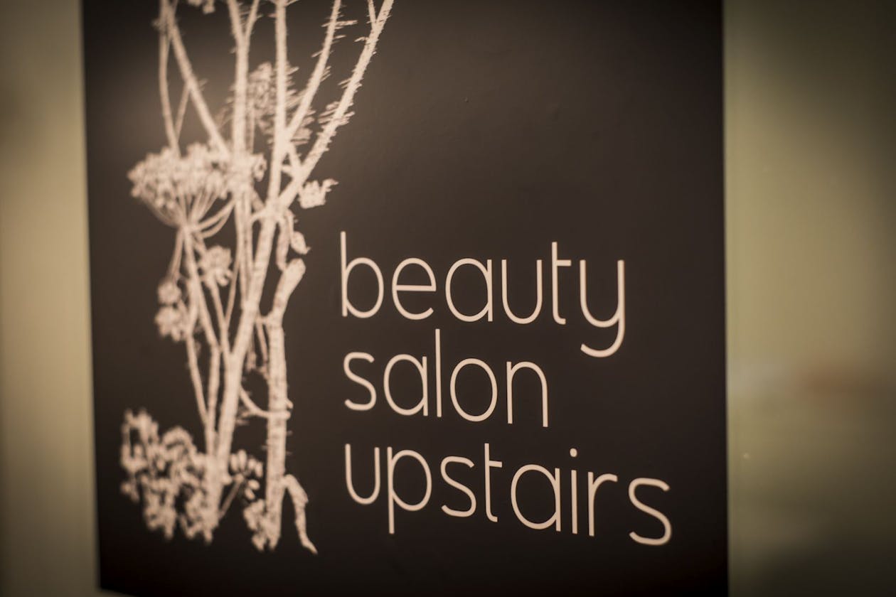 Beauty Salon Upstairs image 2