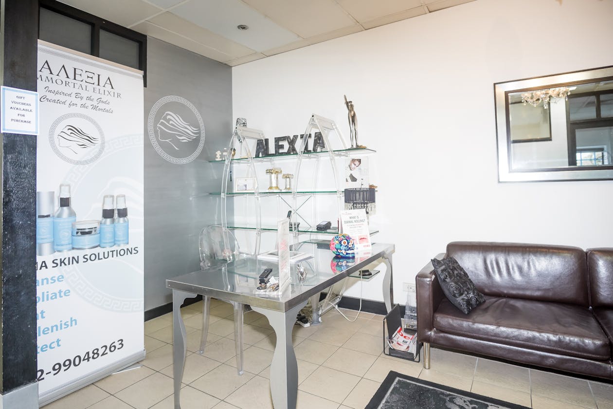 Advanced Esthetique Beauty Clinic image 2