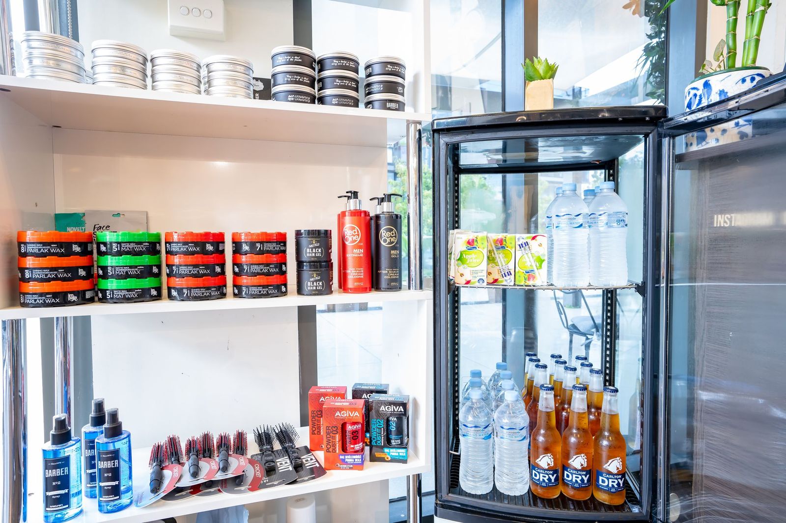 Leo Barber Shop image 19