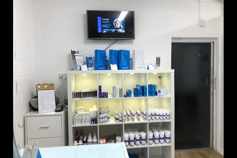 T Cosmetics Studio image 8