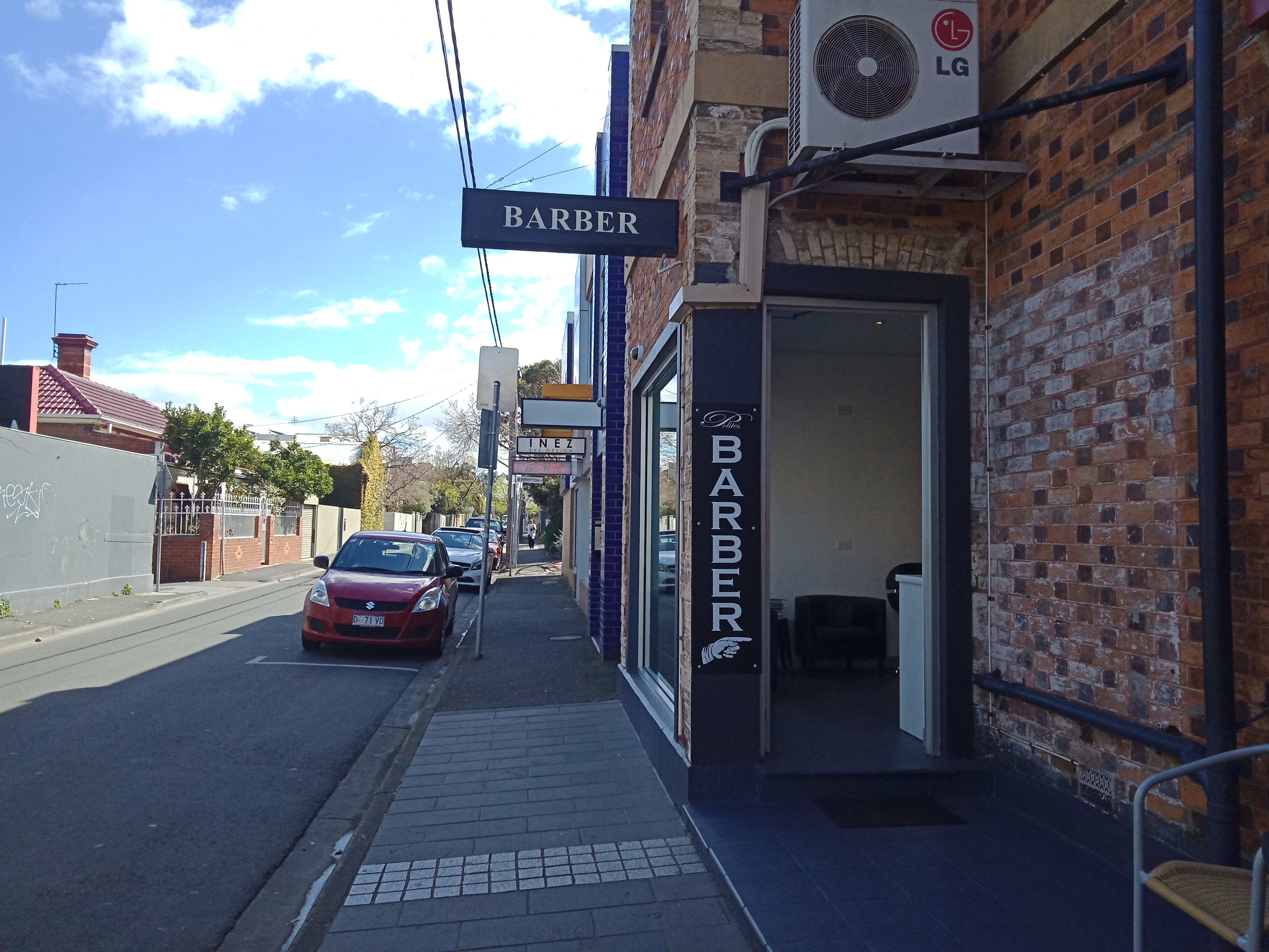 Polites Hair Salon image 2